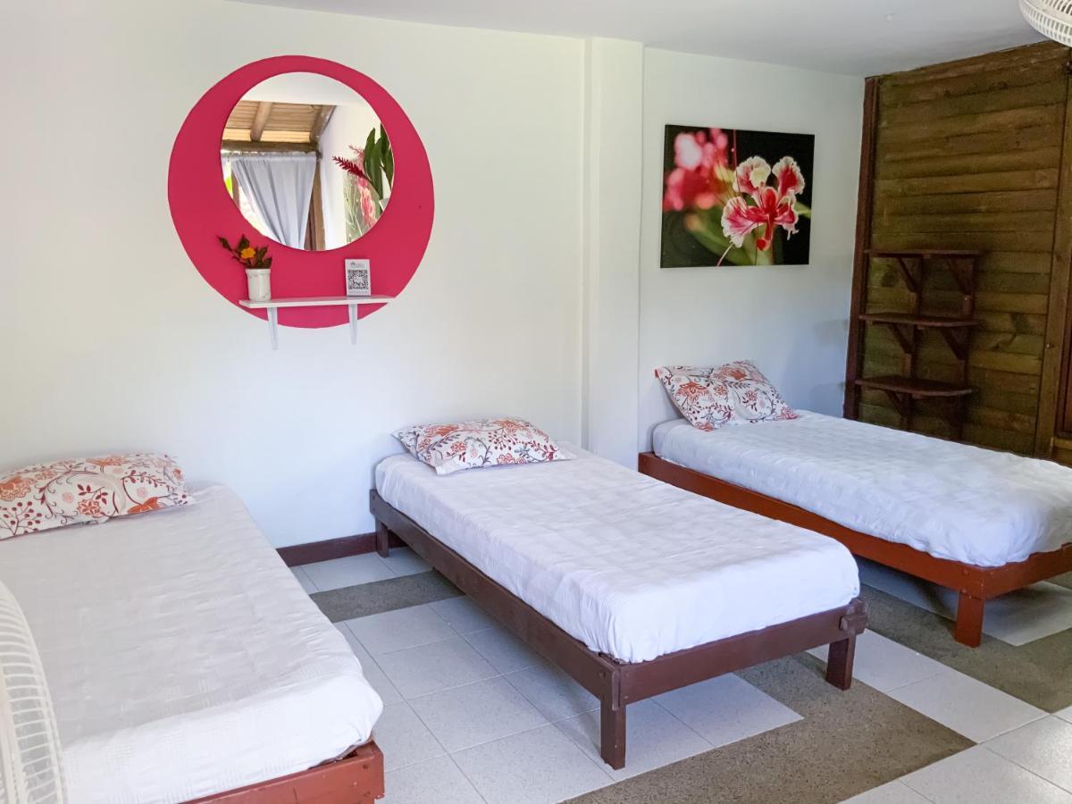 Los Robles Capurgana Hotel Eksteriør billede