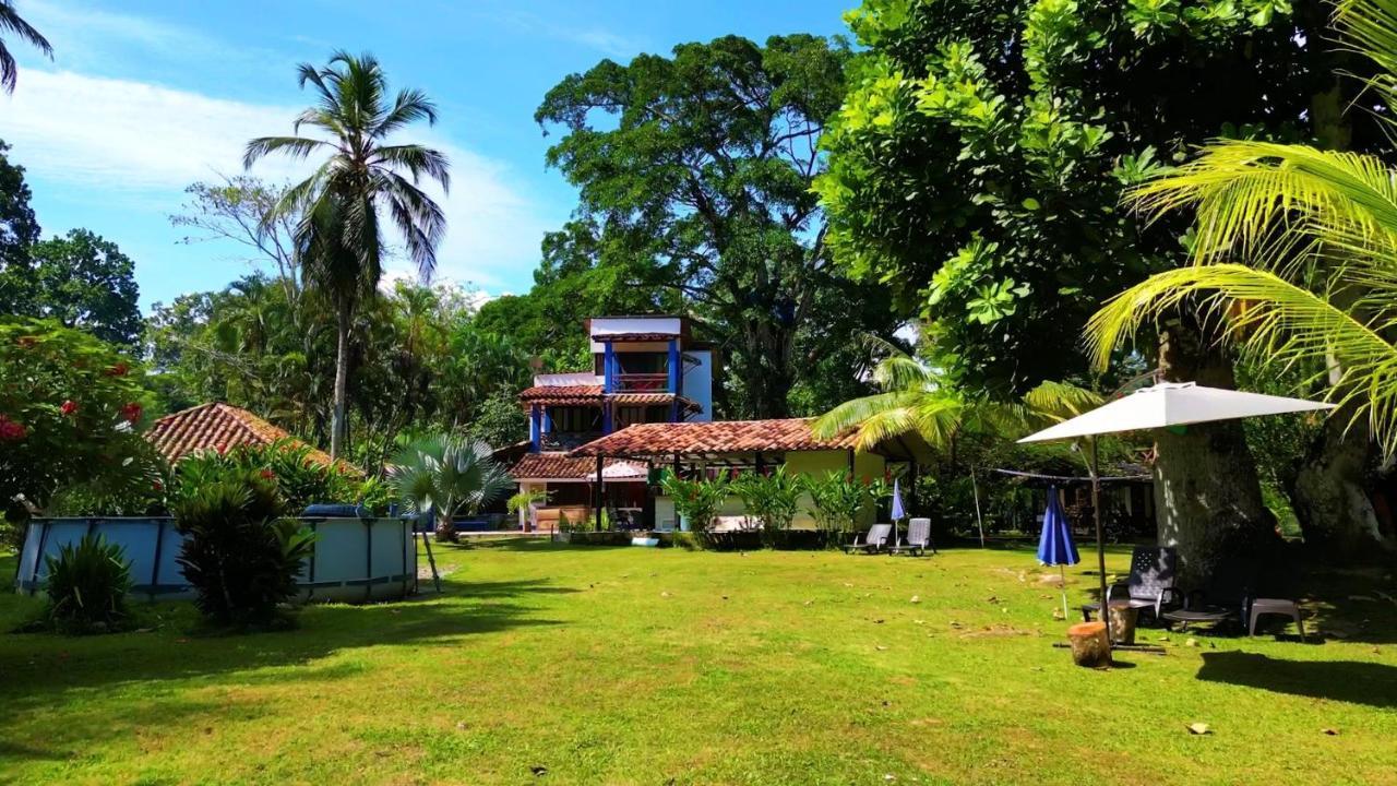 Los Robles Capurgana Hotel Eksteriør billede