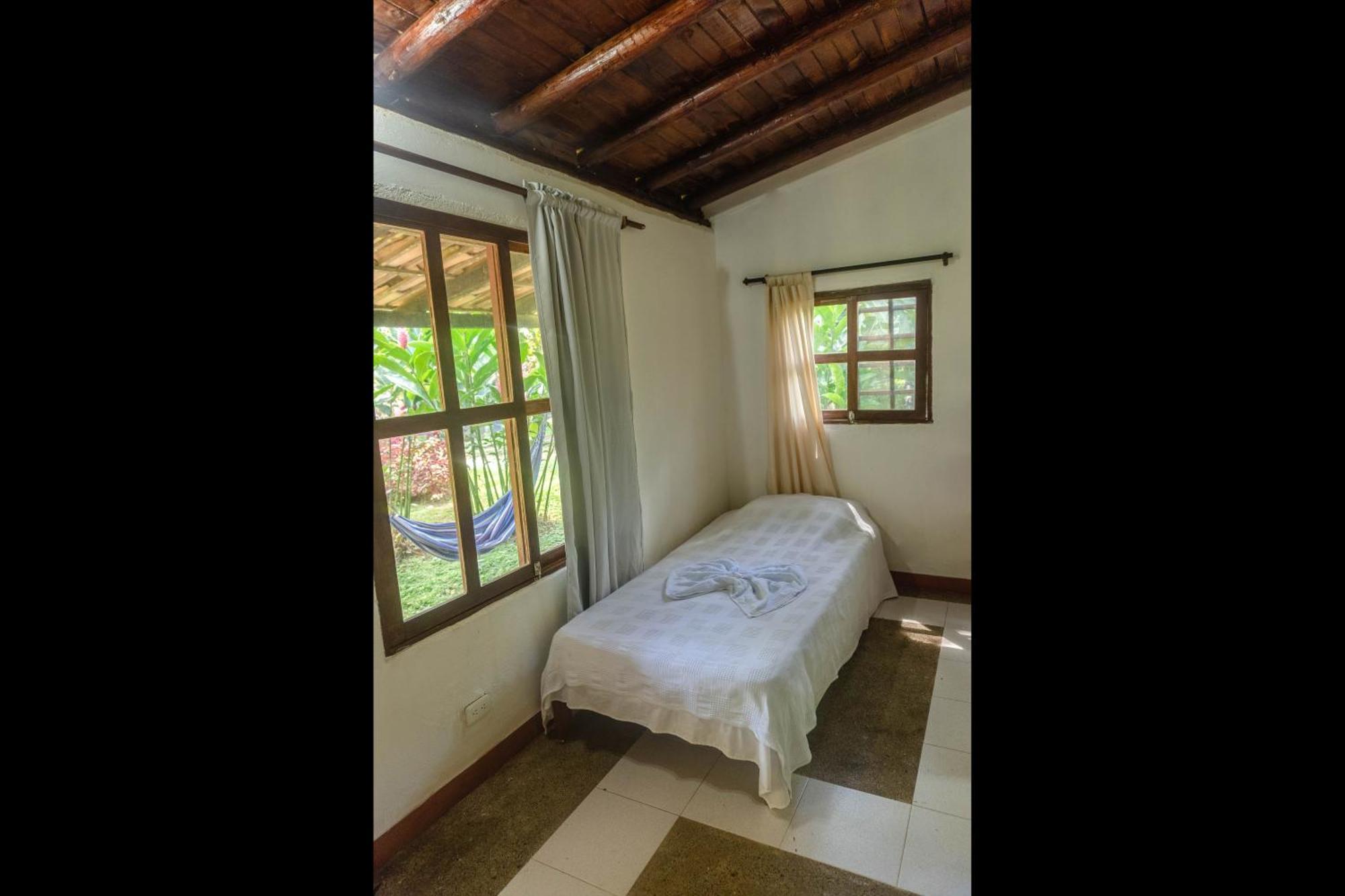 Los Robles Capurgana Hotel Værelse billede